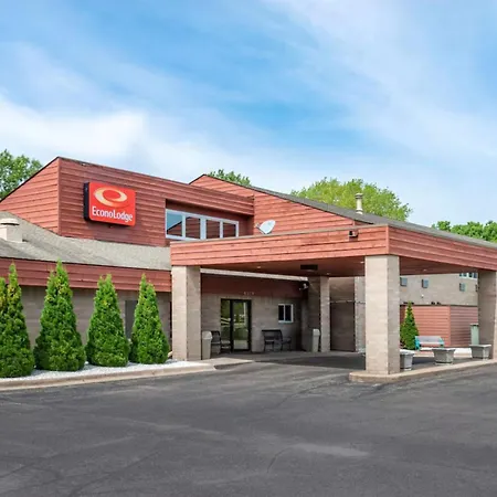 Coratel Inn And Suites By Jasper River Falls